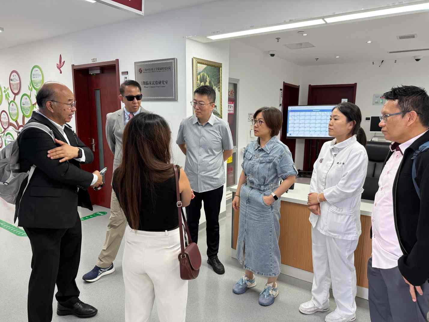 参访曙光.jpg